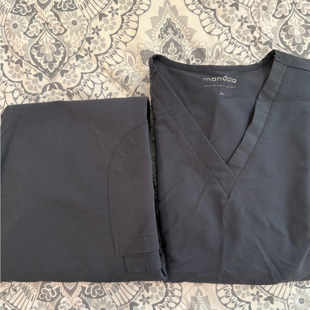Mandala Grey/Pewter Scrub Set XS